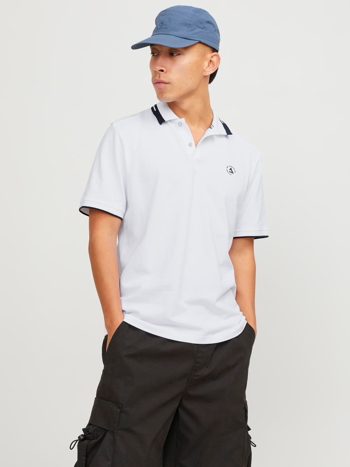 Jack&Jones Minimalist Polo Yaka Kısa Kol Erkek Tişört - Günlük Stil İkincil görsel