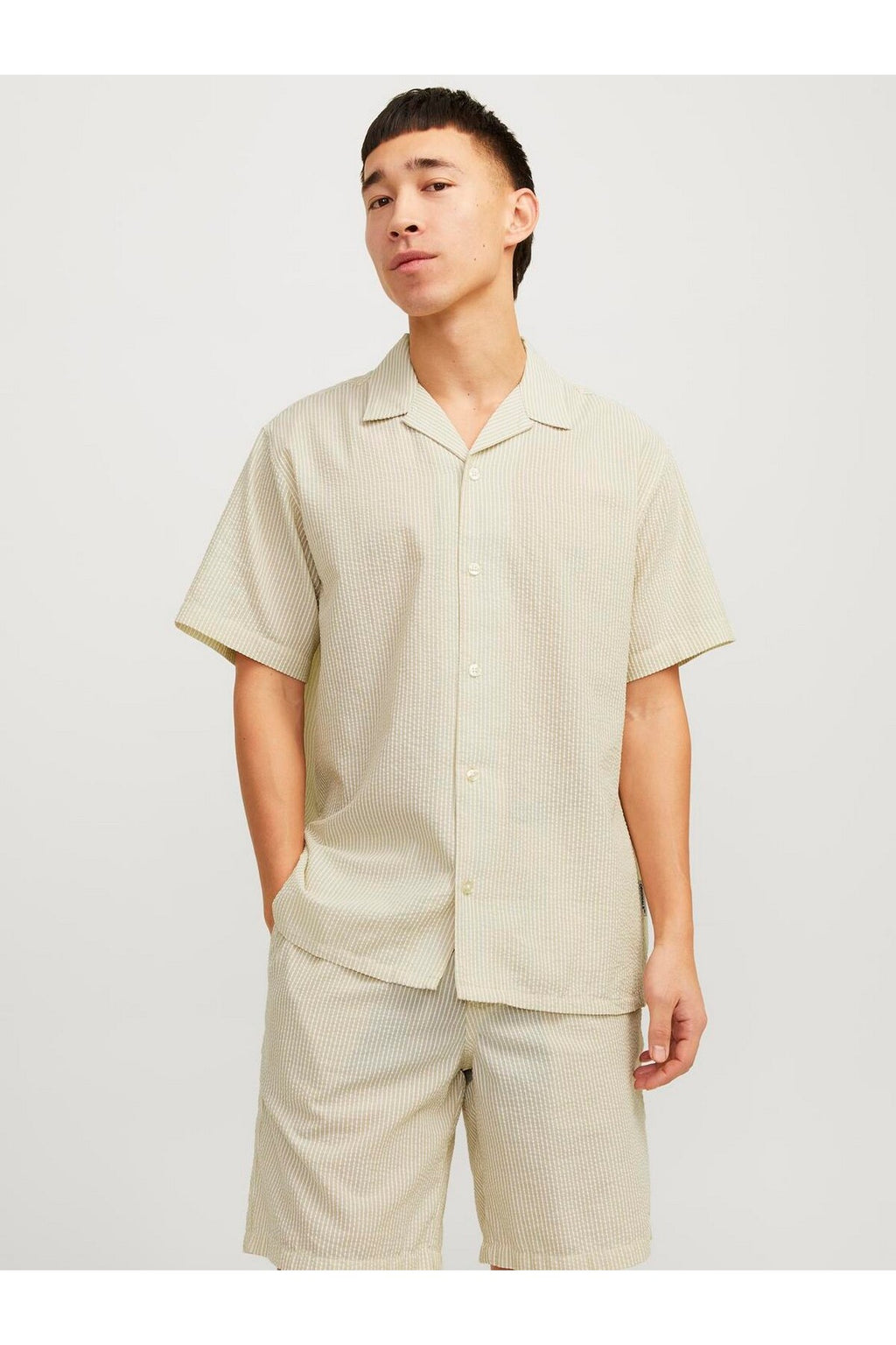 Jack&Jones Oversize Kısa Kol Çizgili Erkek Gömlek - Minimalist