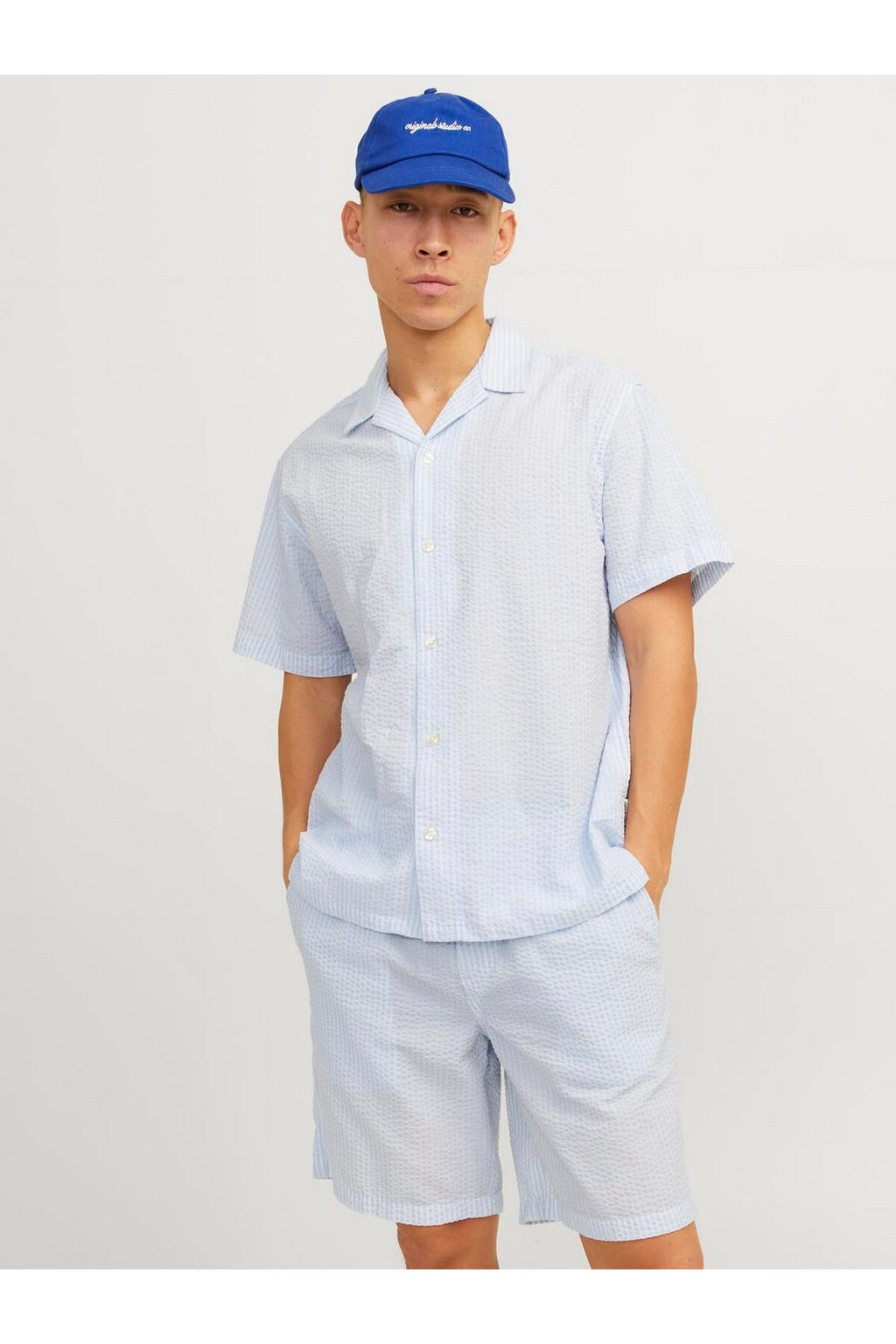 Jack&Jones Oversize Kısa Kol Çizgili Erkek Gömlek - Minimalist