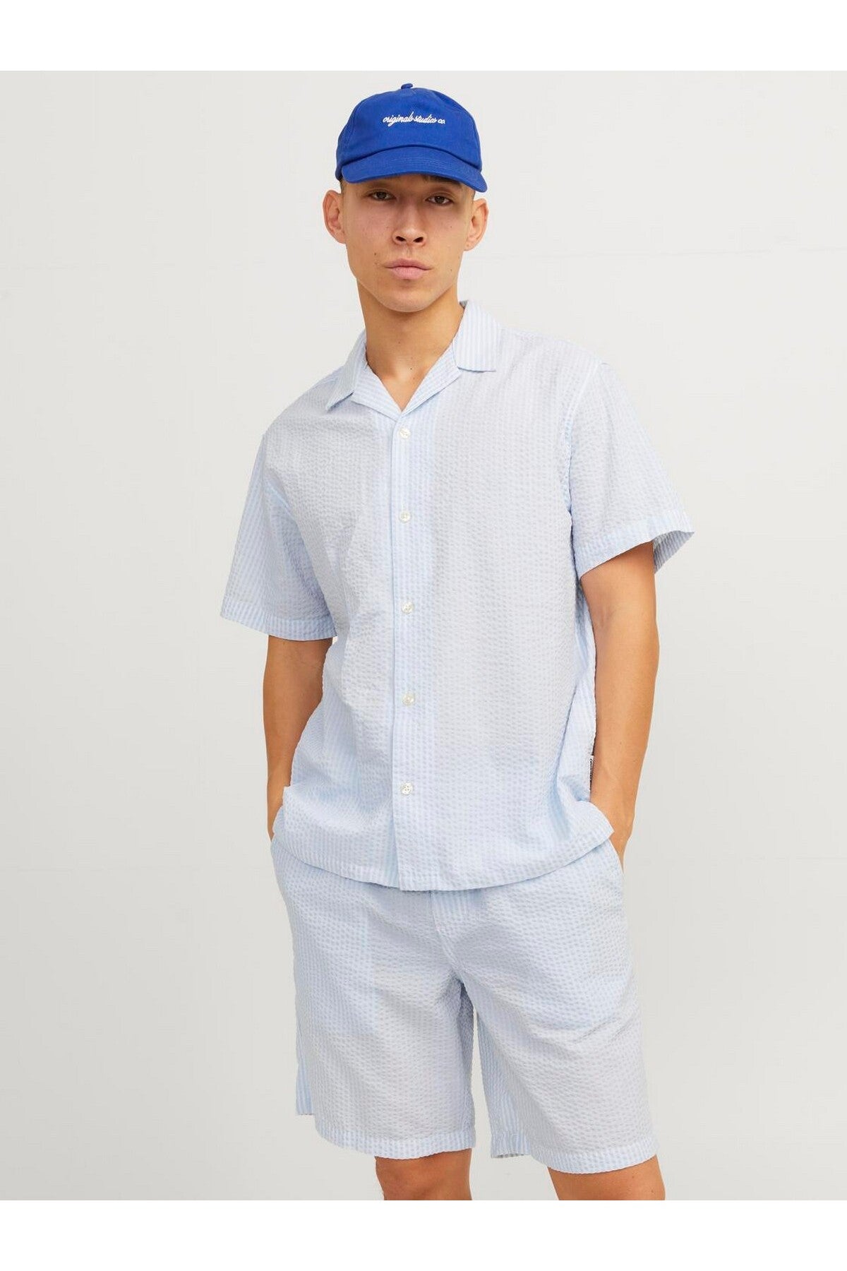 Jack&Jones Oversize Kısa Kol Çizgili Erkek Gömlek - Minimalist