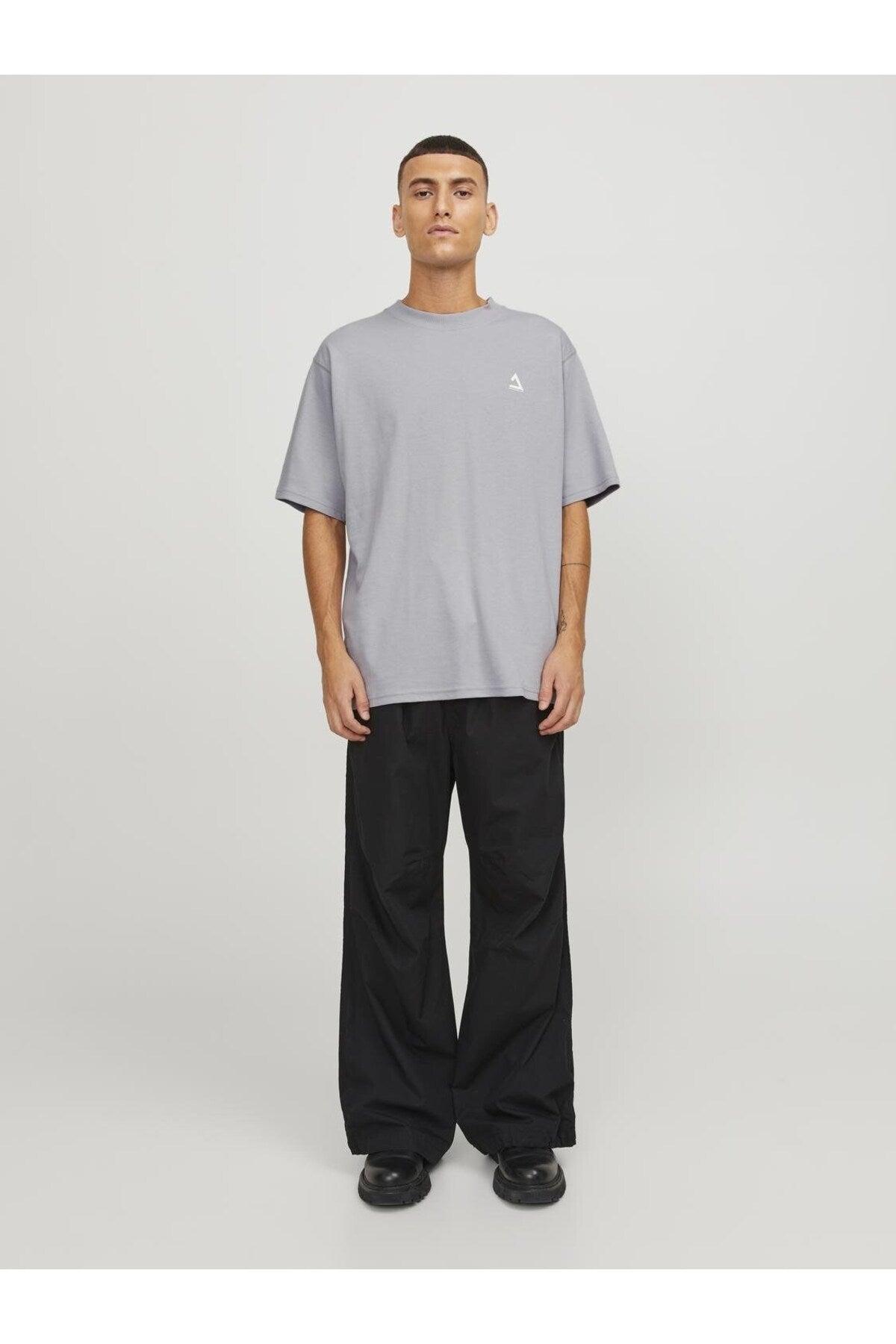 Jack&Jones Oversize Minimalist Erkek T-Shirt - Günlük Kullanım Main image