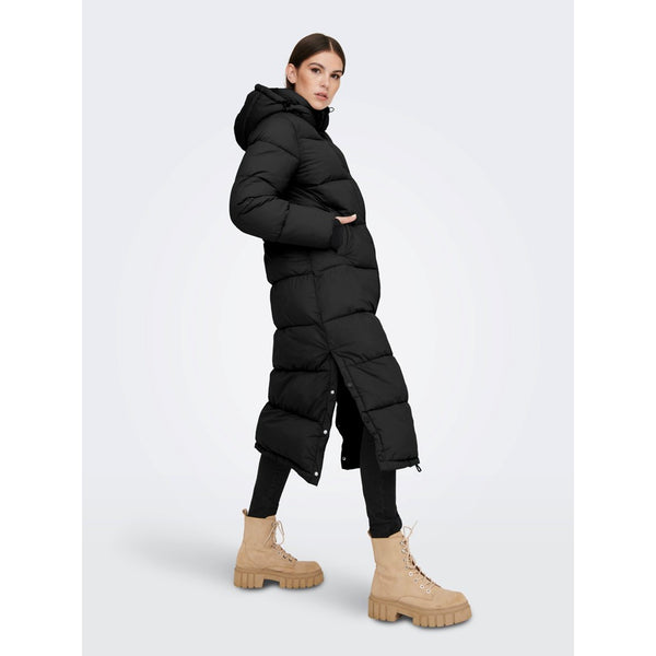 Only Oversize Kapüşonlu Maxi Kadın Kaban - Sıcak ve Şık Kışlık