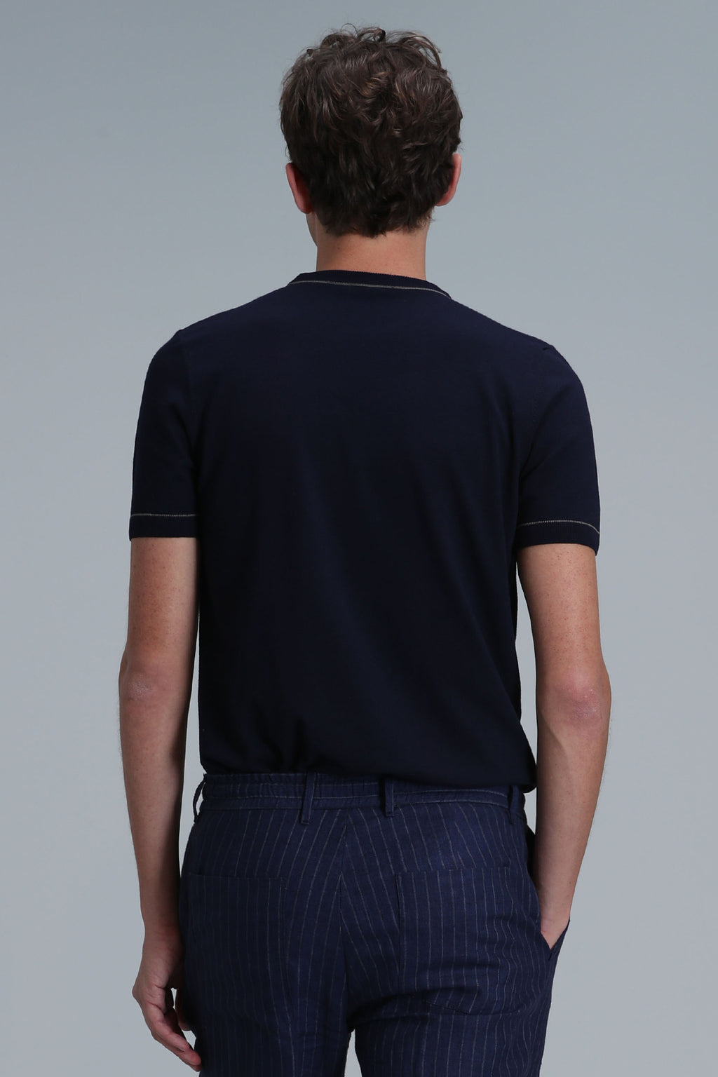 Lufian Minimalist Kısa Kol Erkek Kazak - Rahat ve Şık Günlük Stil