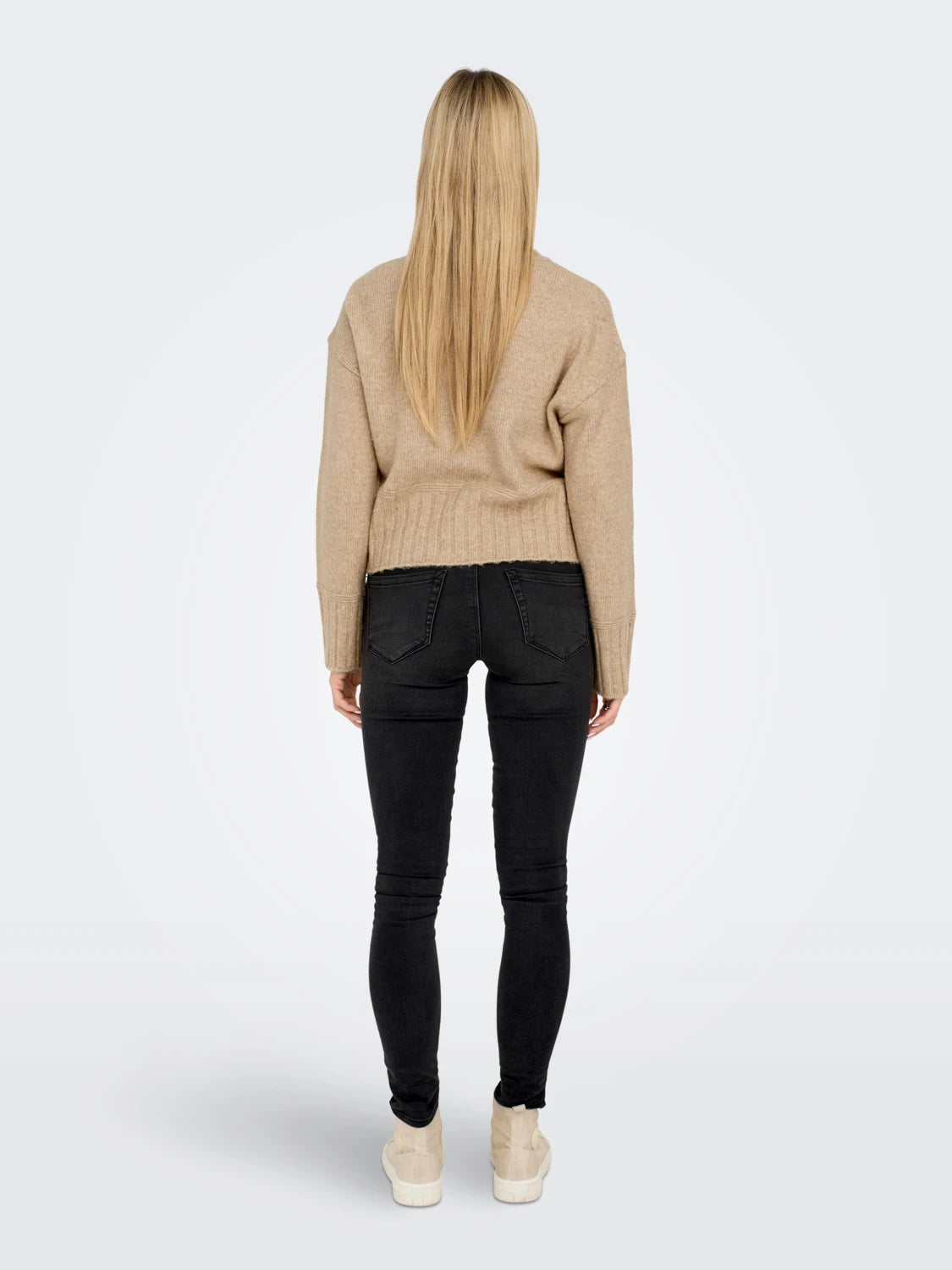 Only Minimalist Crop Kazak - Uzun Kol Yuvarlak Yaka - Günlük Kombinler