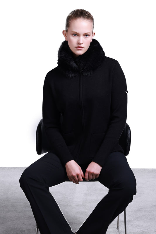 Sempre Women's Minimalist Sweater with Fur Detail and Zip-Up