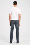Levi's Men's Slim Fit Jeans - Minimalist Casual Style