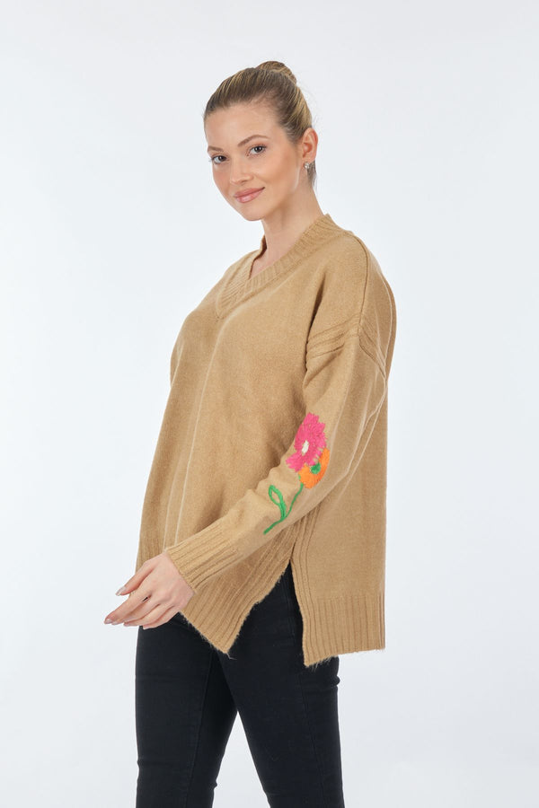 Lal Kadın Oversize V Yaka Midi Triko - Minimalist Stil