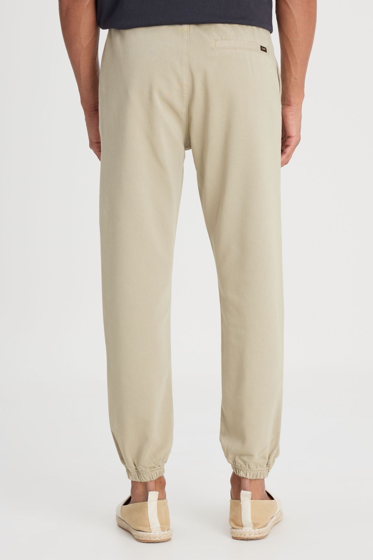 Lee Erkek Minimalist Jogger Pantolon - Rahat & Şık Günlük