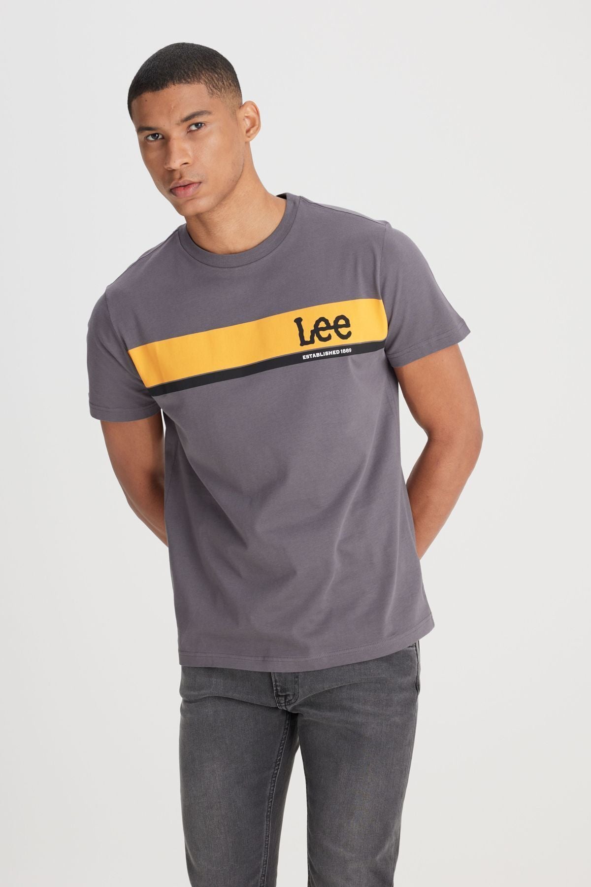 Lee Erkek Minimalist Kısa Kol T-Shirt - Günlük Stil Ana görsel