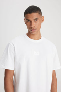 Lee Erkek Bisiklet Yaka Pamuklu Kısa Kol T-Shirt Kabartma Logo Detayı