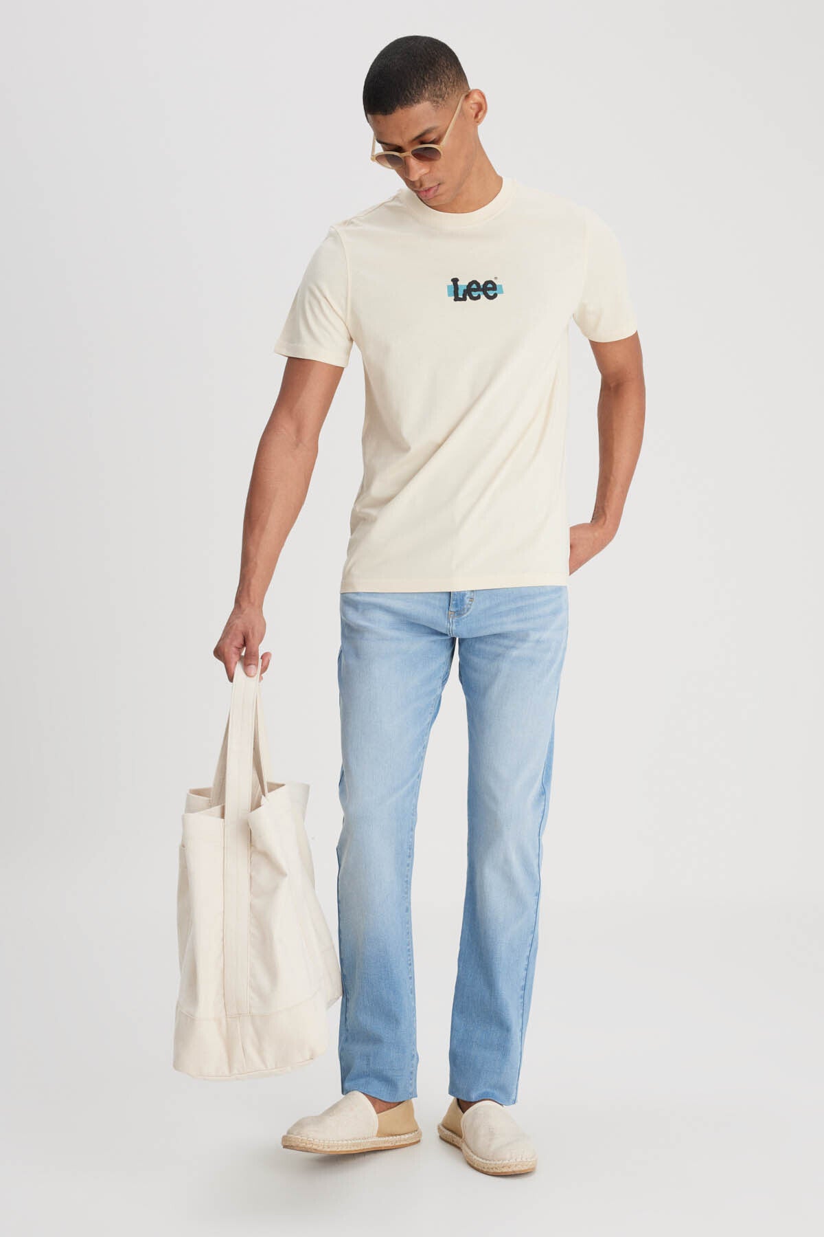 Lee Minimalist Kısa Kol Yuvarlak Yaka Erkek T-Shirt - Günlük Kombinleriniz İçin Secondary image