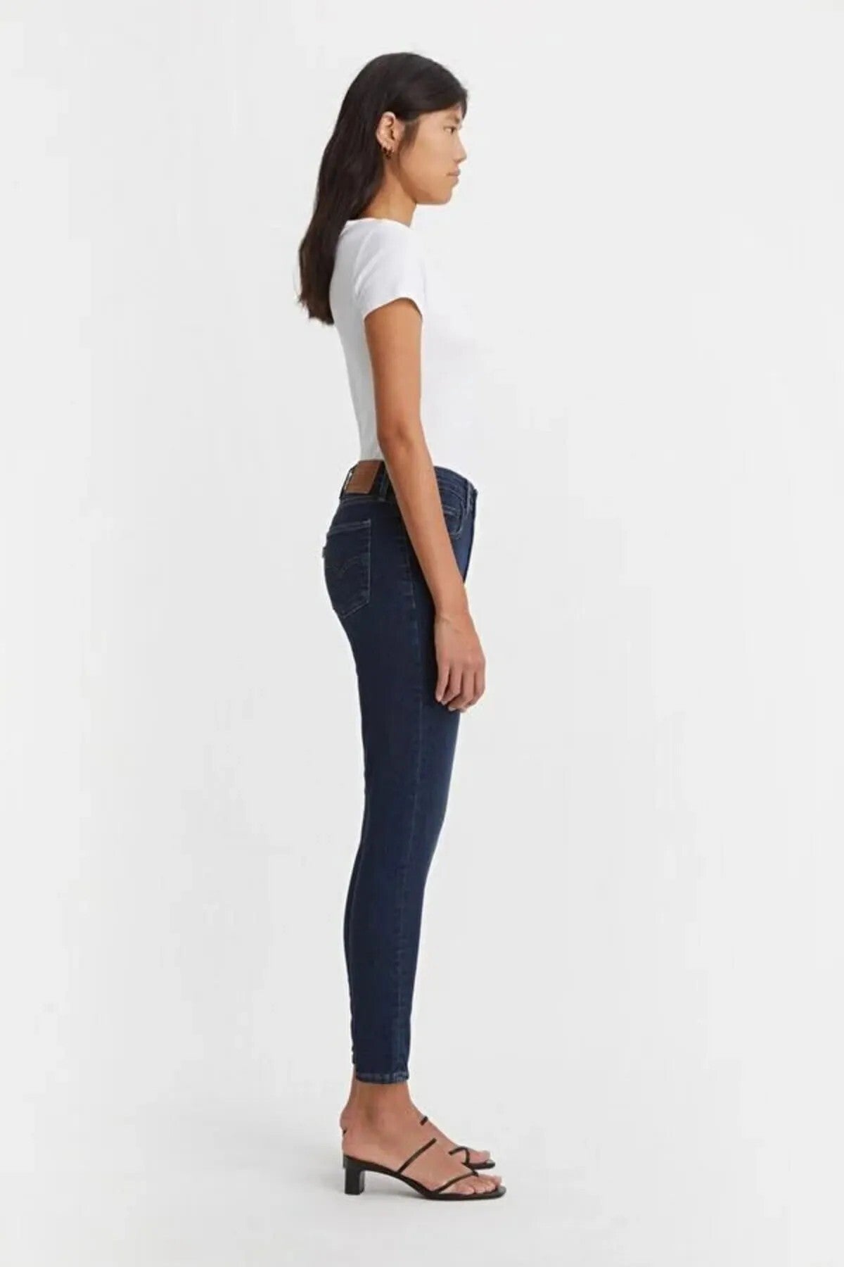 Levi's Yüksek Bel Dar Paça Minimalist Kadın Jean - Günlük Stil Secondary image