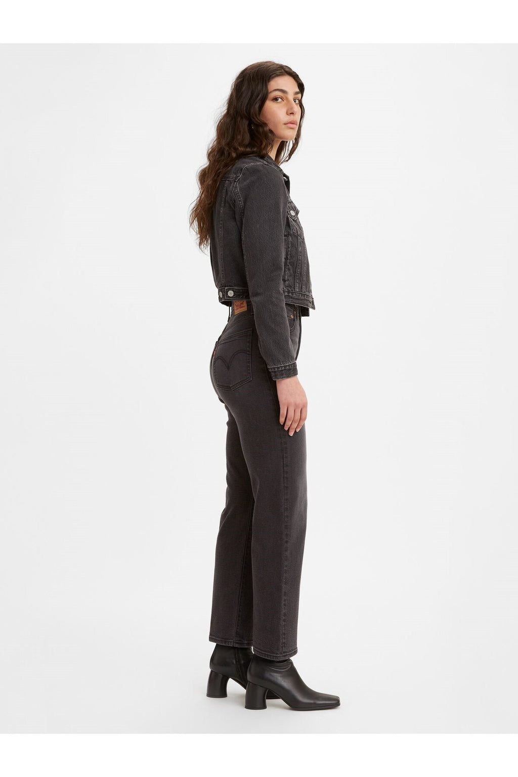 Levi's Yüksek Bel Straight Kadın Kot Pantolon - Minimalist Günlük Stil