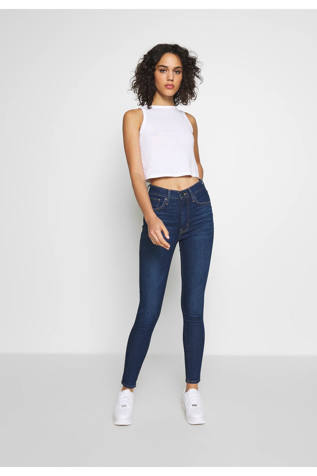 Levi's Yüksek Bel Dar Paça Minimalist Kadın Jean - Günlük Stil