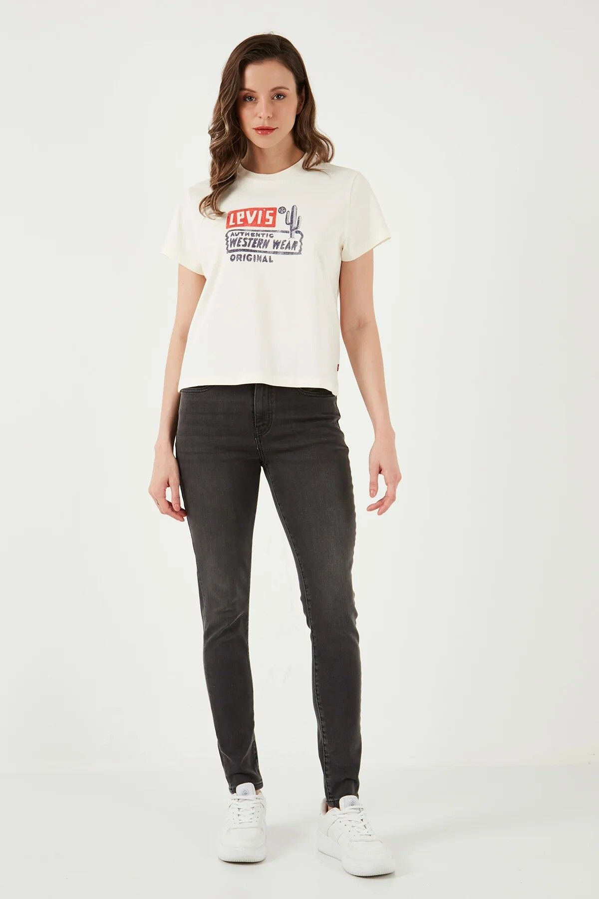 Levi's Minimalist Slim Fit Yüksek Bel Kadın Jean - Günlük Şıklık Secondary image