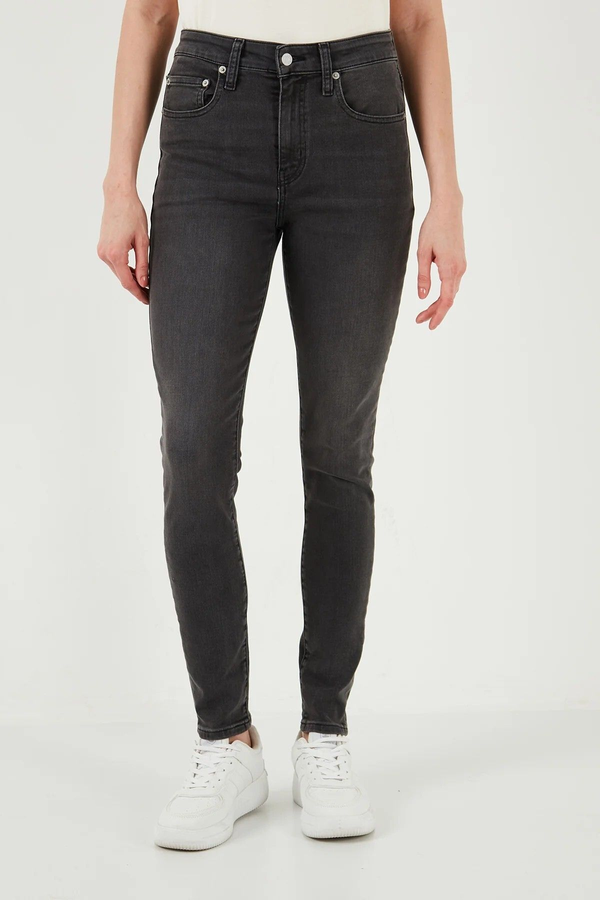 Levi's Minimalist Slim Fit Yüksek Bel Kadın Jean - Günlük Şıklık
