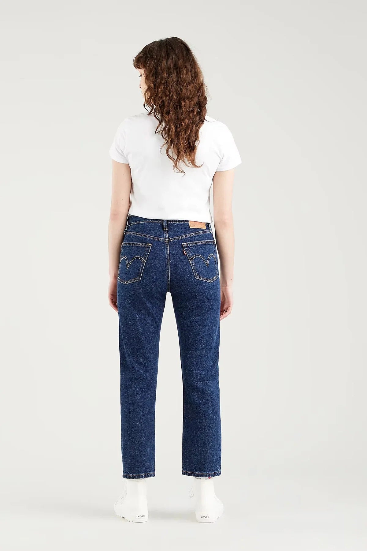 Levi's Kadın Yüksek Bel Straight Jean Pantolon - Minimalist Tarz Secondary image