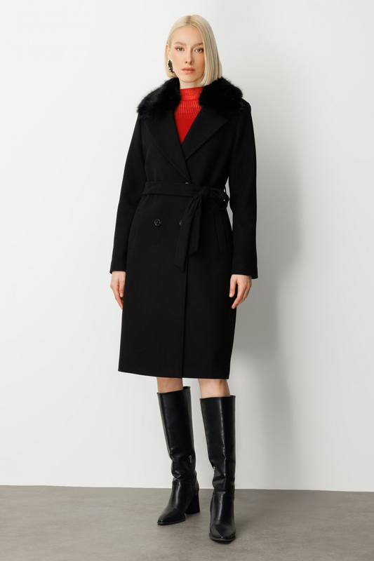 Ekol Fur-Trimmed Collar Belted Coat