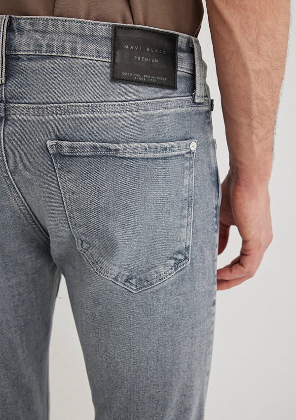 Mavi Erkek Slim Fit Minimalist Jean Pantolon - Günlük Şıklık