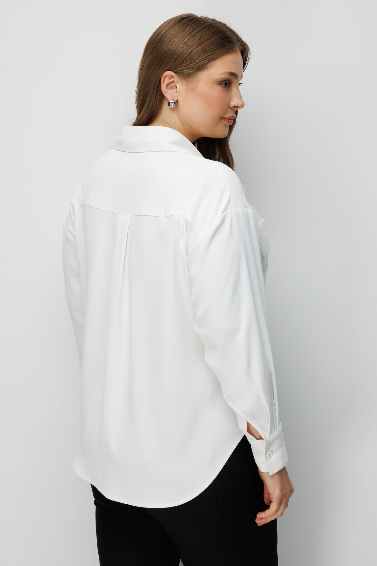 Modailgi Çiçek Aplike Detaylı Oversize Gömlek