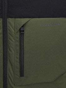 Jack&Jones Minimalist Oversize Kapüşonlu Erkek Kışlık Mont