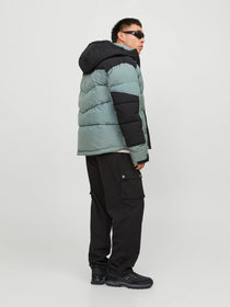 Jack&Jones Minimalist Oversize Kapüşonlu Erkek Kışlık Mont