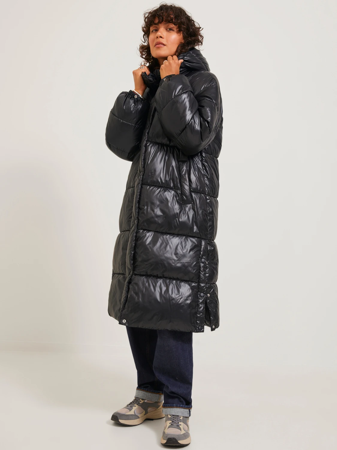 Jack&Jones JJXX Oversize Kapüşonlu Midi Şişme Mont - Kışlık Main image