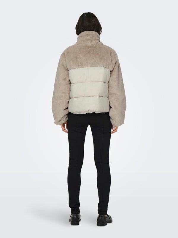 Only Kadın Peluş Crop Mont - Kışlık Sıcaklık & Şıklık