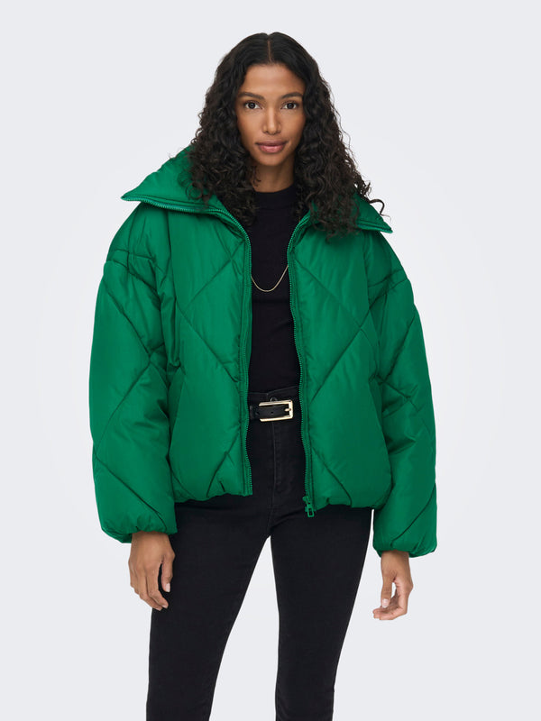 Only Oversize Kapüşonlu Şişme Mont - Minimalist Günlük Tarz