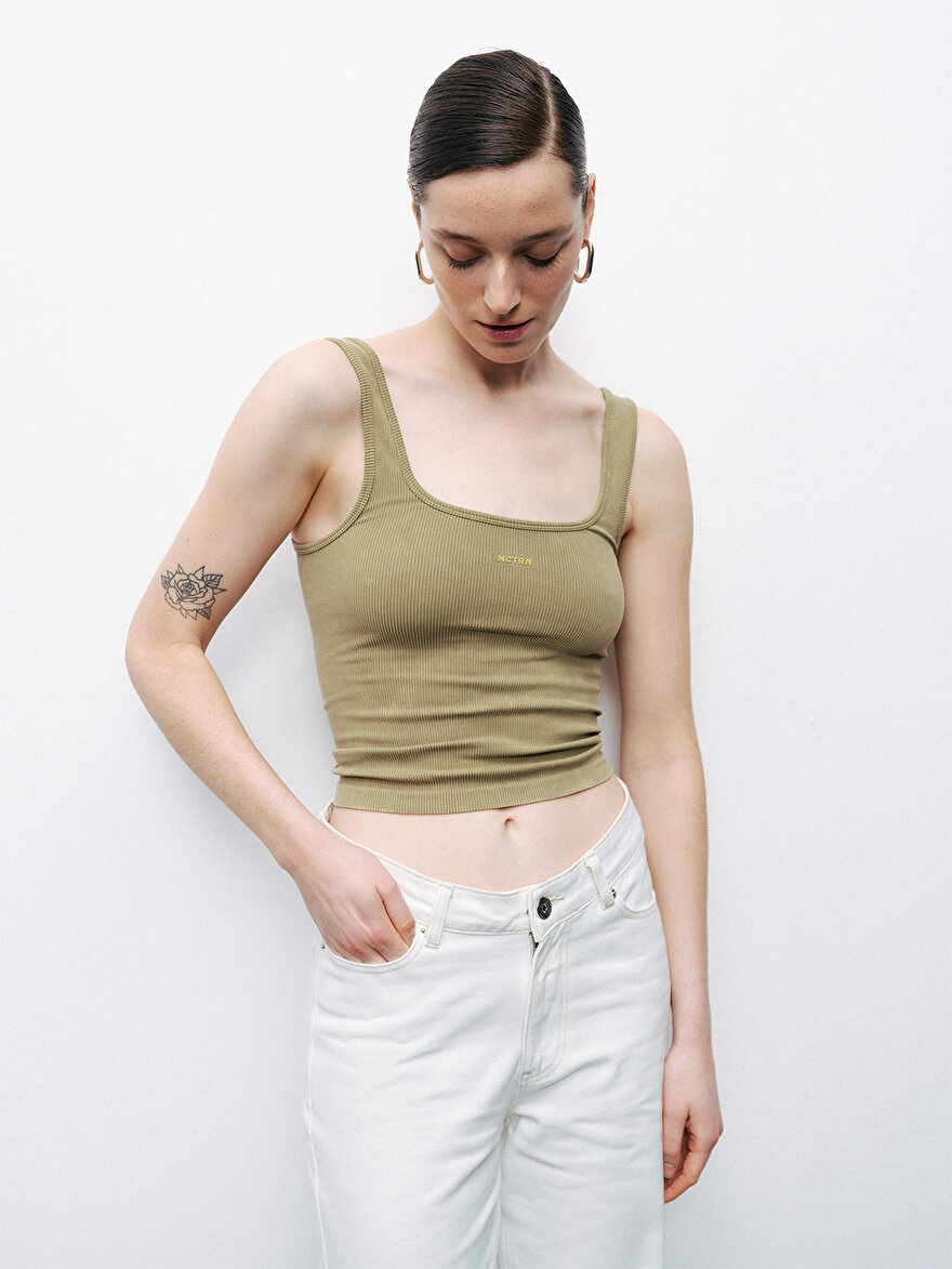 Nocturne Minimalist İnce Askılı Ribana Kadın Crop Top Main image