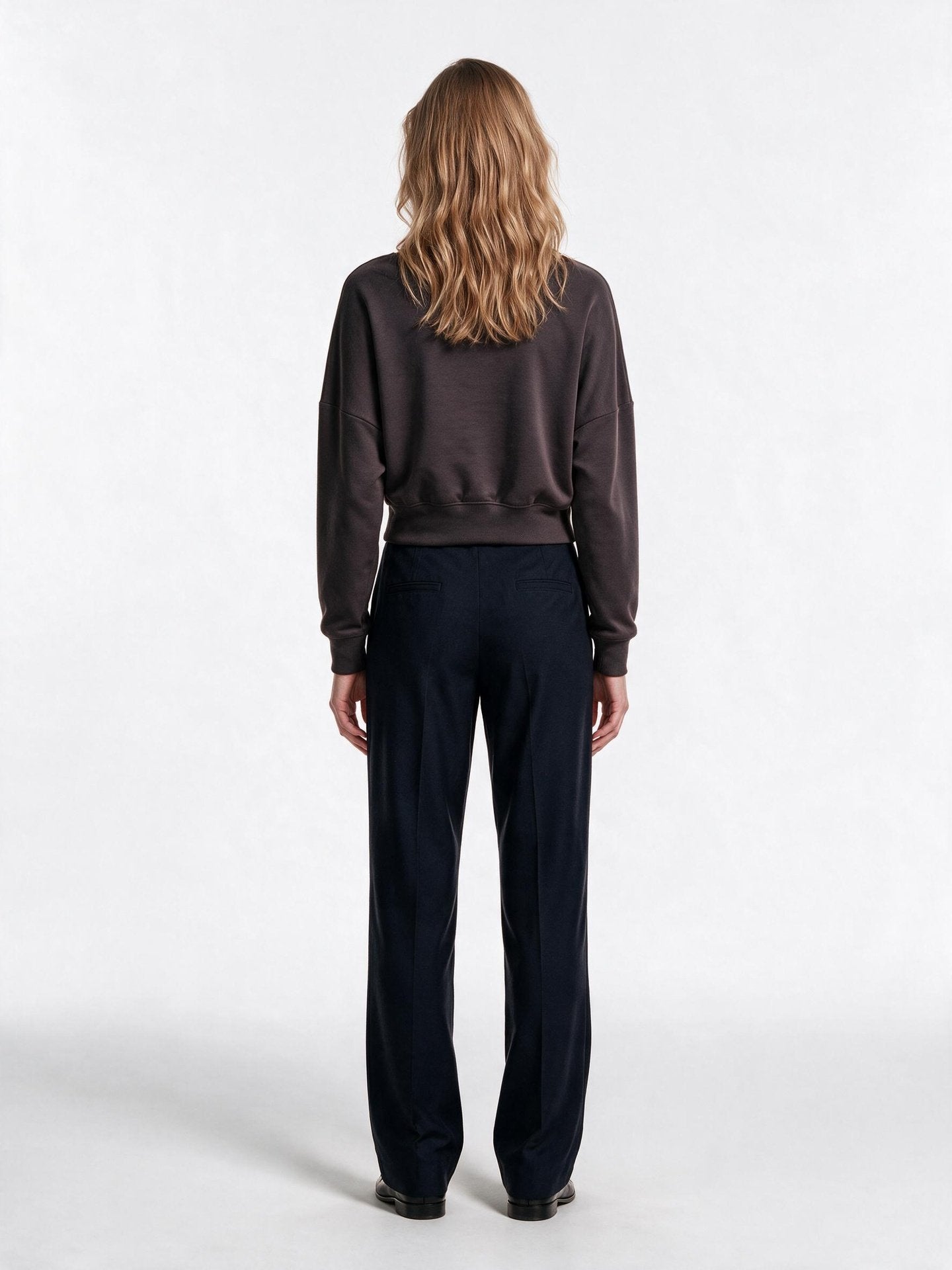 Nocturne Kadın Kayık Yaka Bağlama Detaylı Rahat Kesim Pamuklu Sweatshirt Secondary image