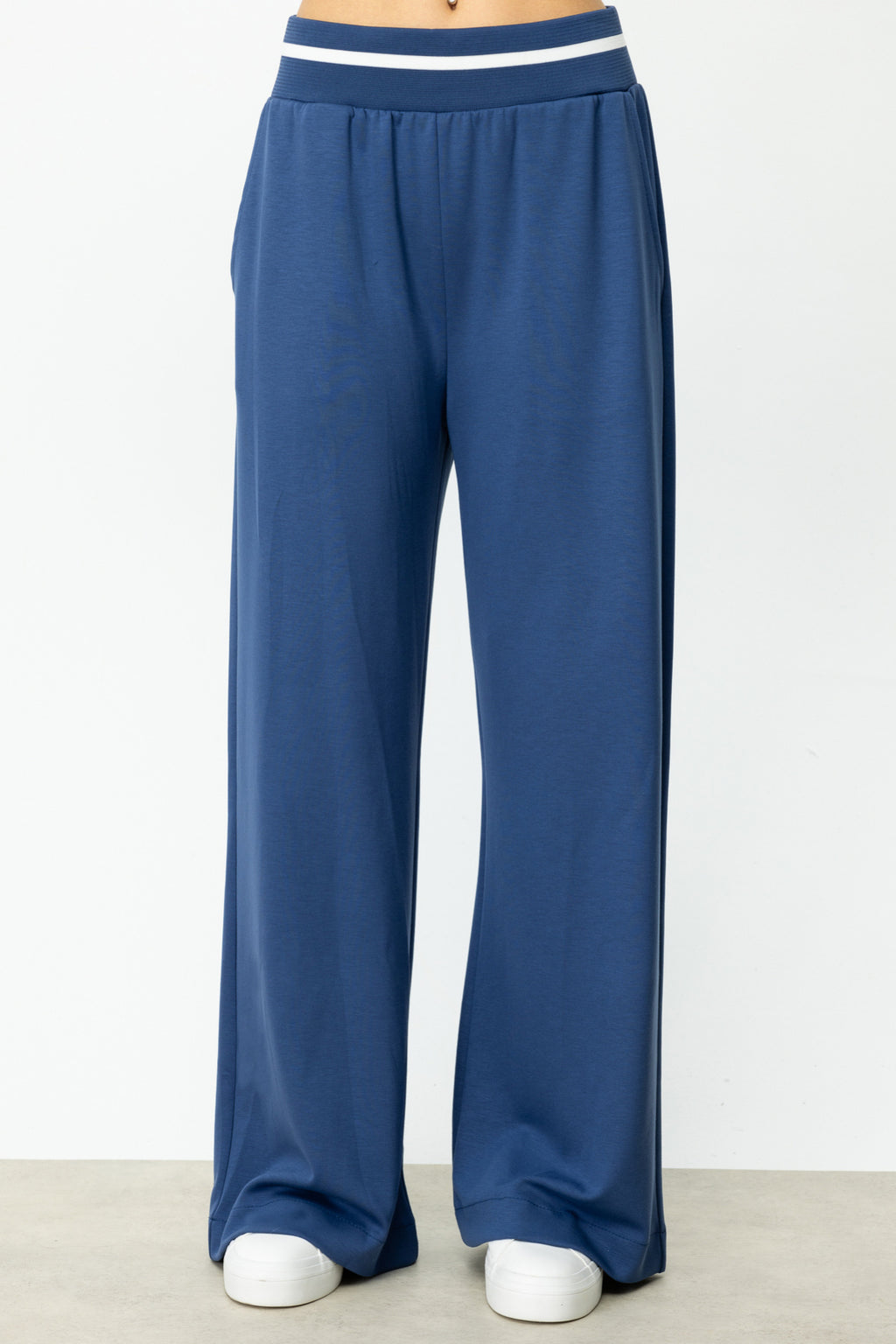 On Beli Kalın Lastikli Bol Paça Pantolon 25Y56380