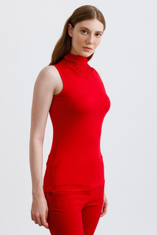 On Minimalist Boğazlı Crop Bluz - Kolsuz - Günlük Tarz