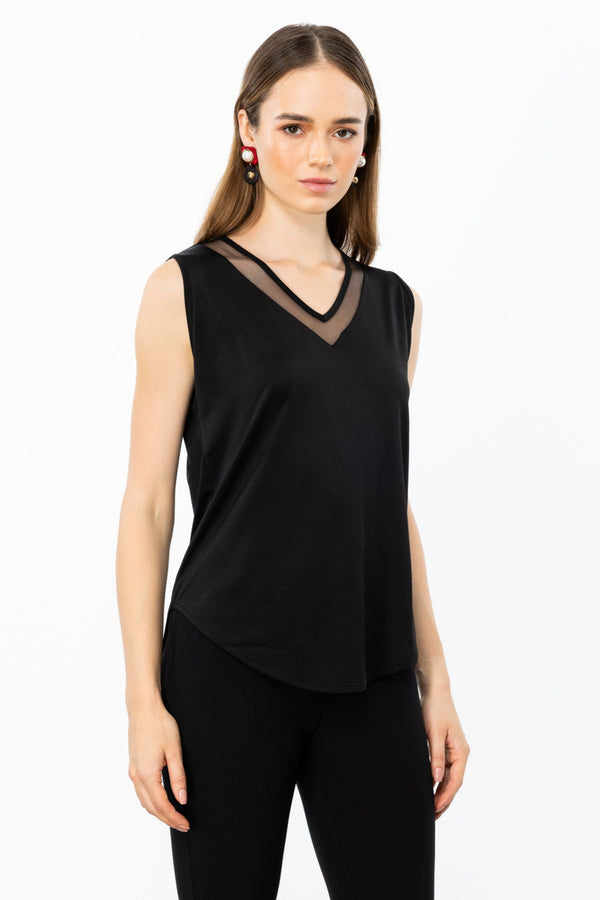 On Kadın V Yaka Kolsuz Minimalist Bluz - Günlük Şıklık