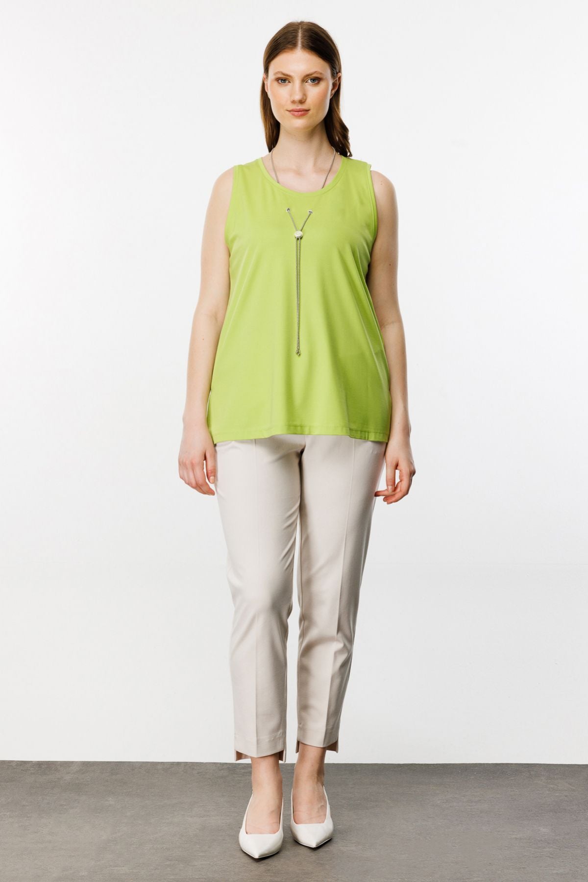 On Kadın Oversize Kolsuz Bluz - Minimalist Günlük Stil