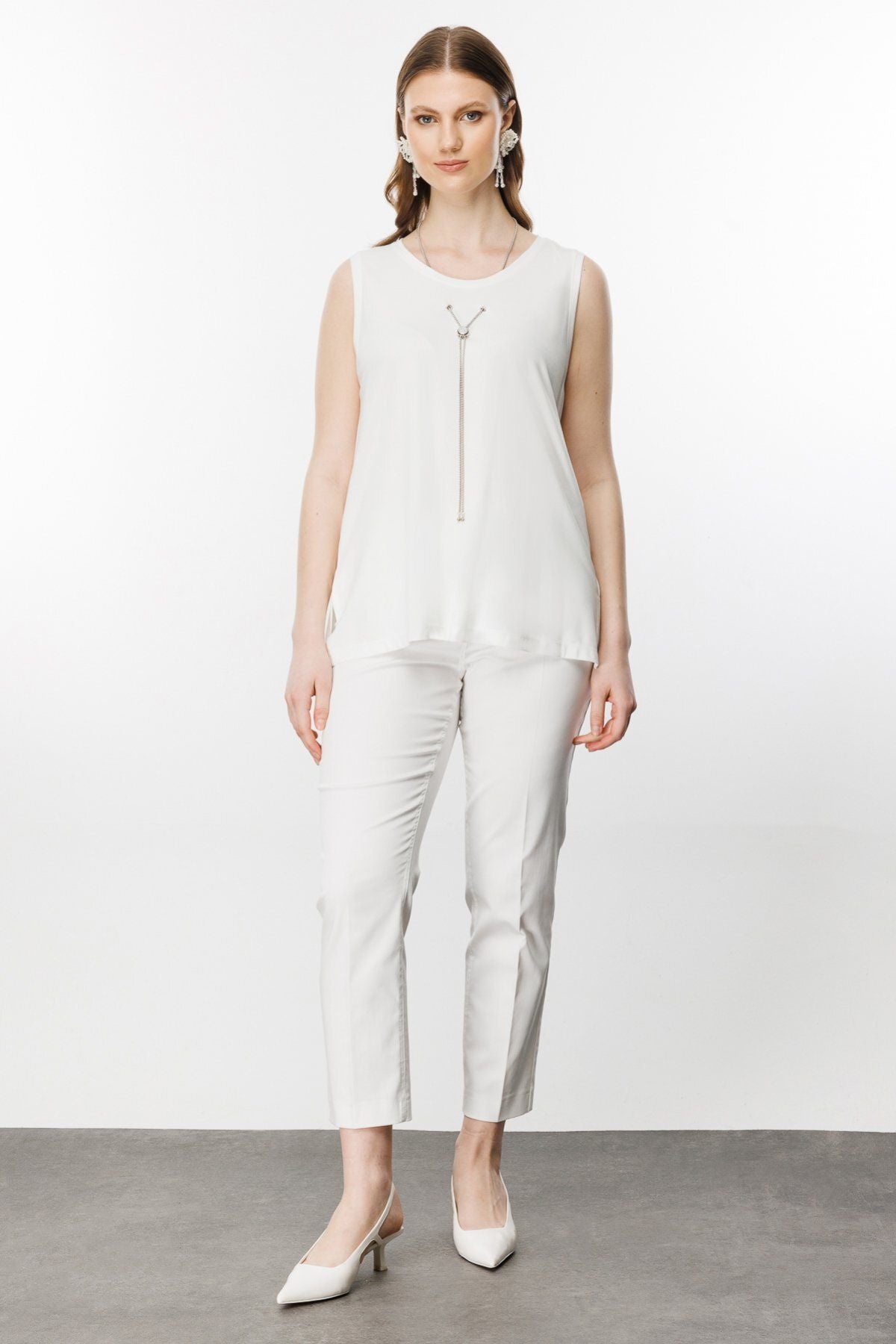 On Kadın Oversize Kolsuz Bluz - Minimalist Günlük Stil