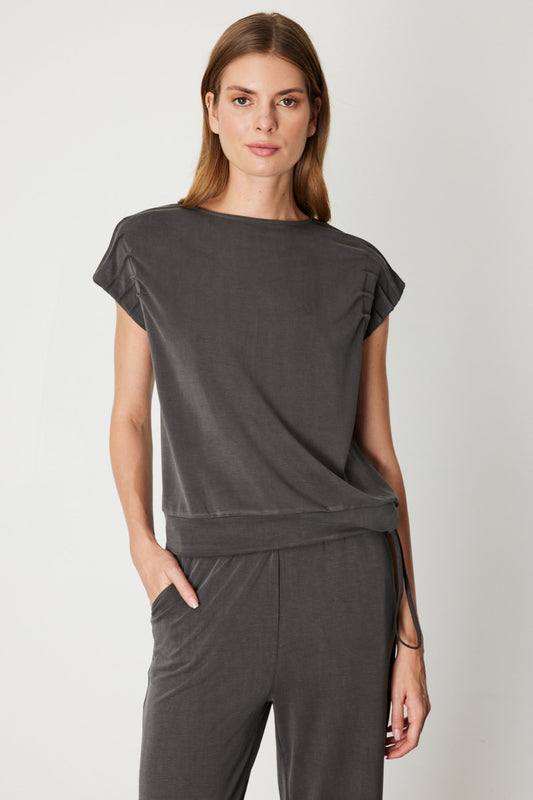 Ten Women's Blouses 26KON66355