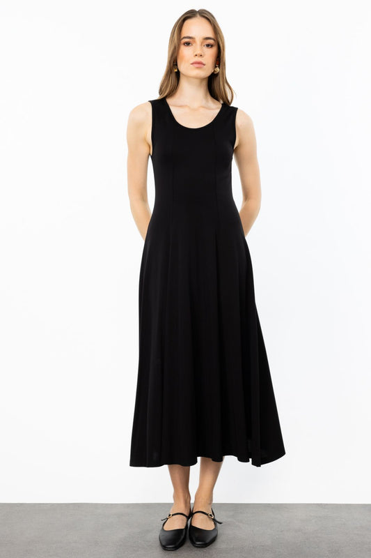 Ten Women's Dresses 24KON41411