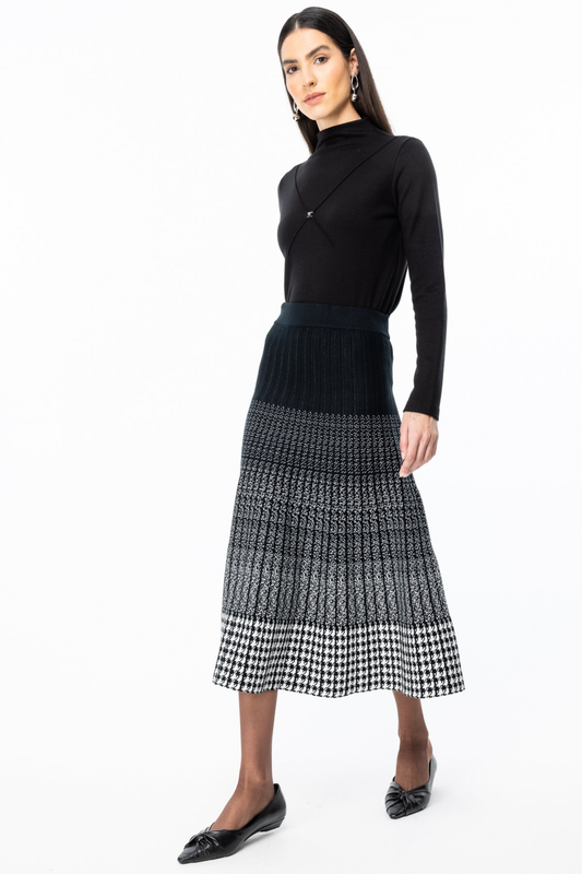 Ten Women's Skirts 24KON45211