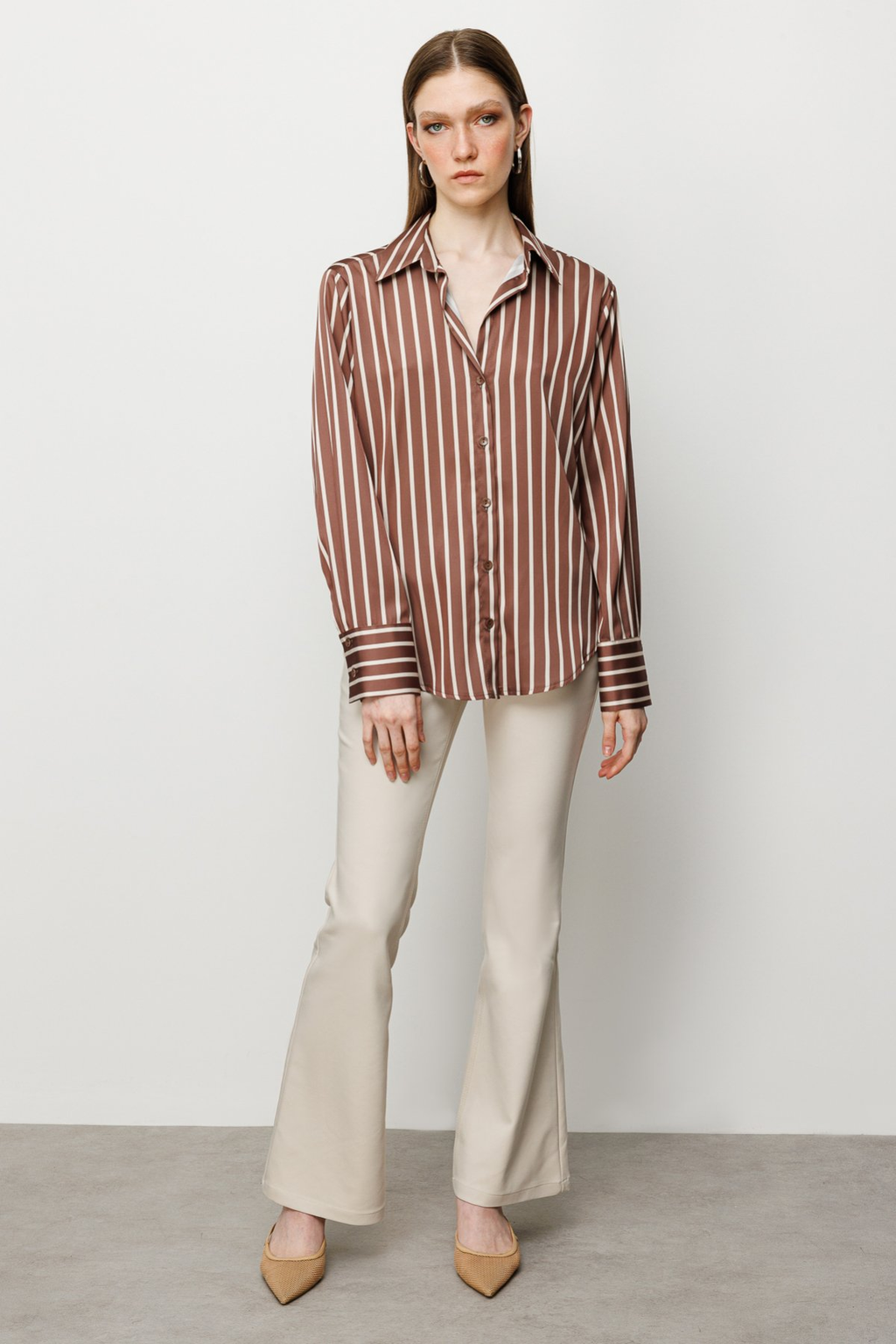 On Minimalist Çizgili Oversize Uzun Kol Saten Kadın Gömlek