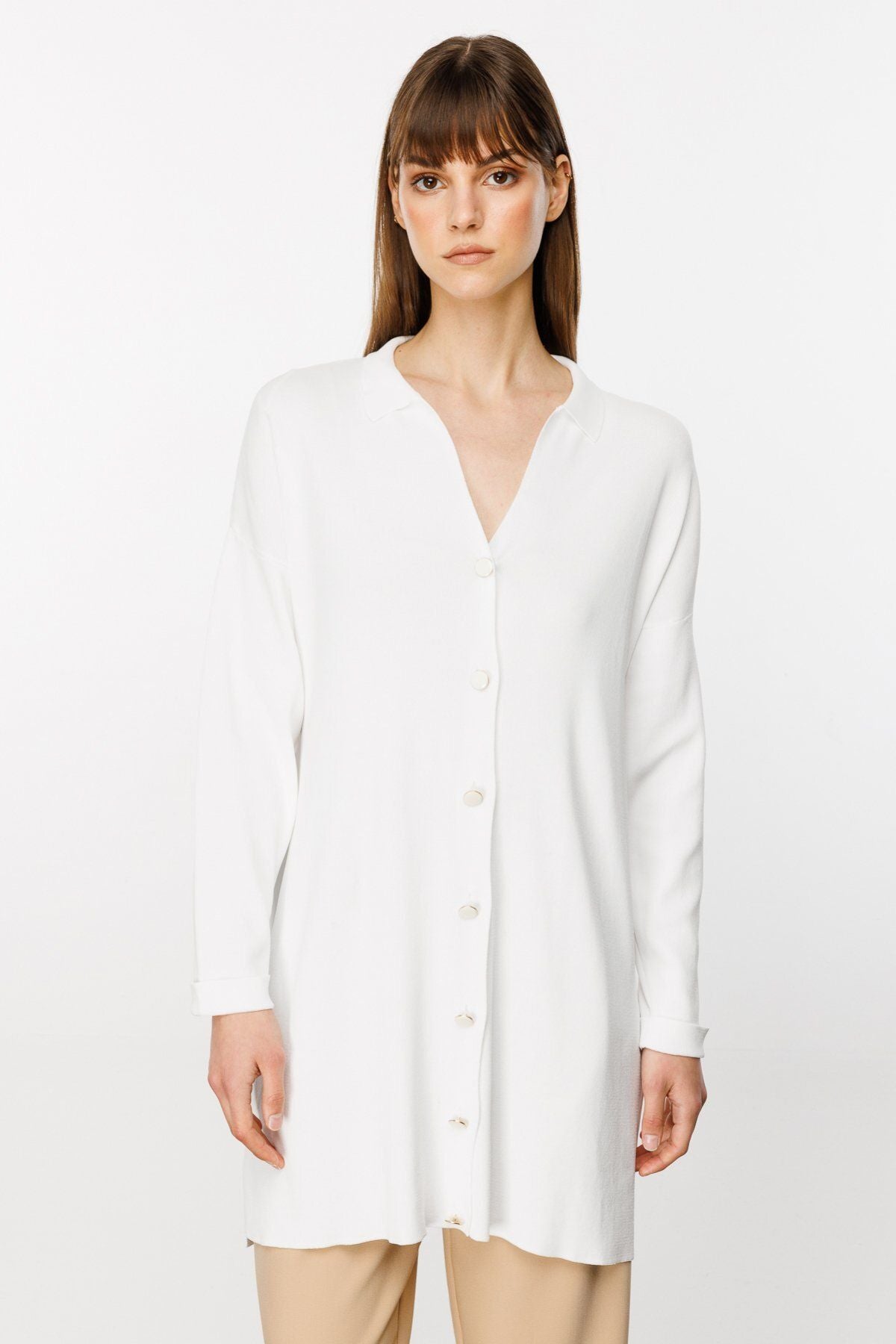 On Kadın Oversize Midi Hırka - Minimalist Günlük Stil - Uzun Kol Gömlek Yaka Ana görsel