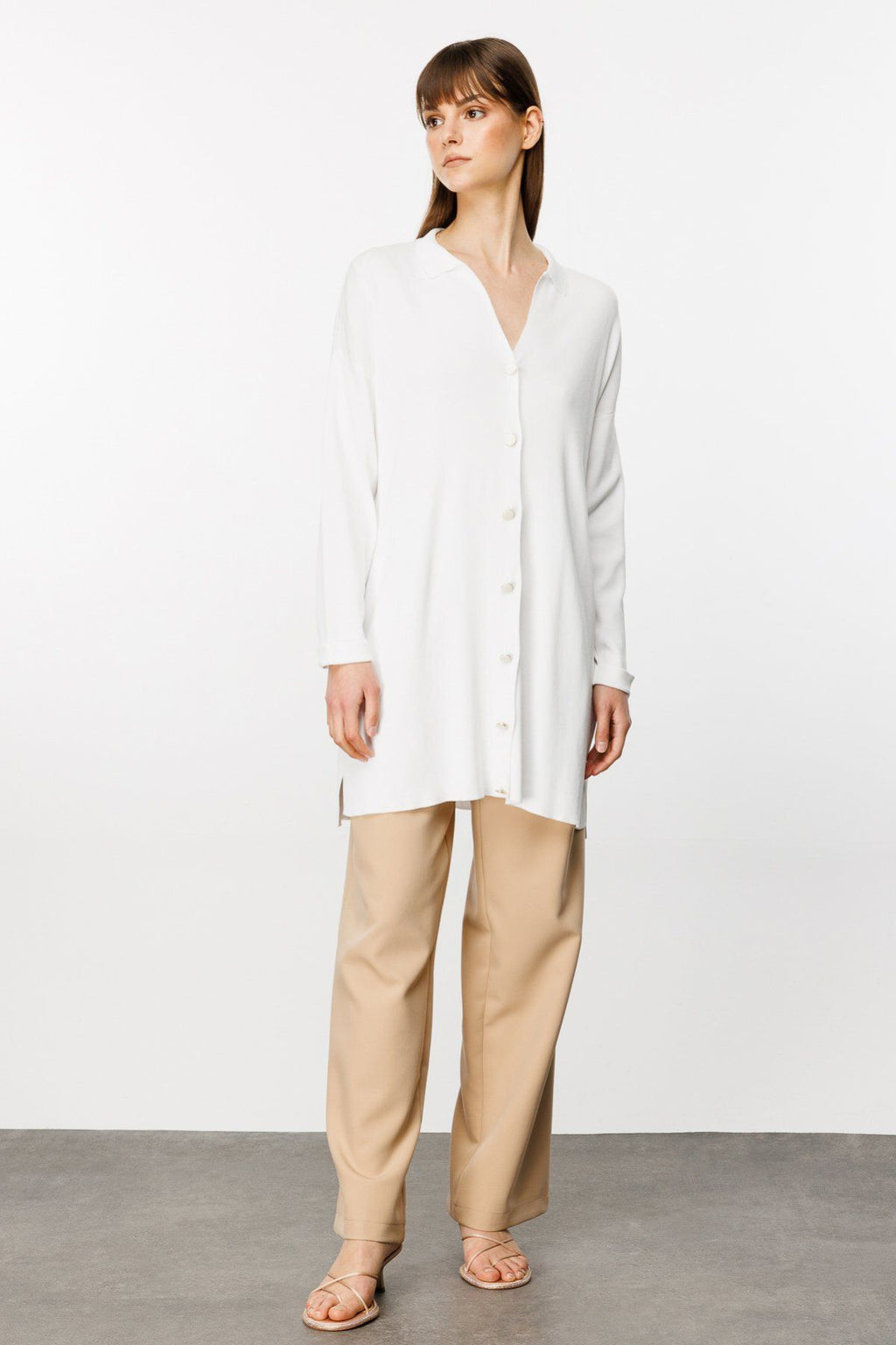 On Kadın Oversize Midi Hırka - Minimalist Günlük Stil - Uzun Kol Gömlek Yaka