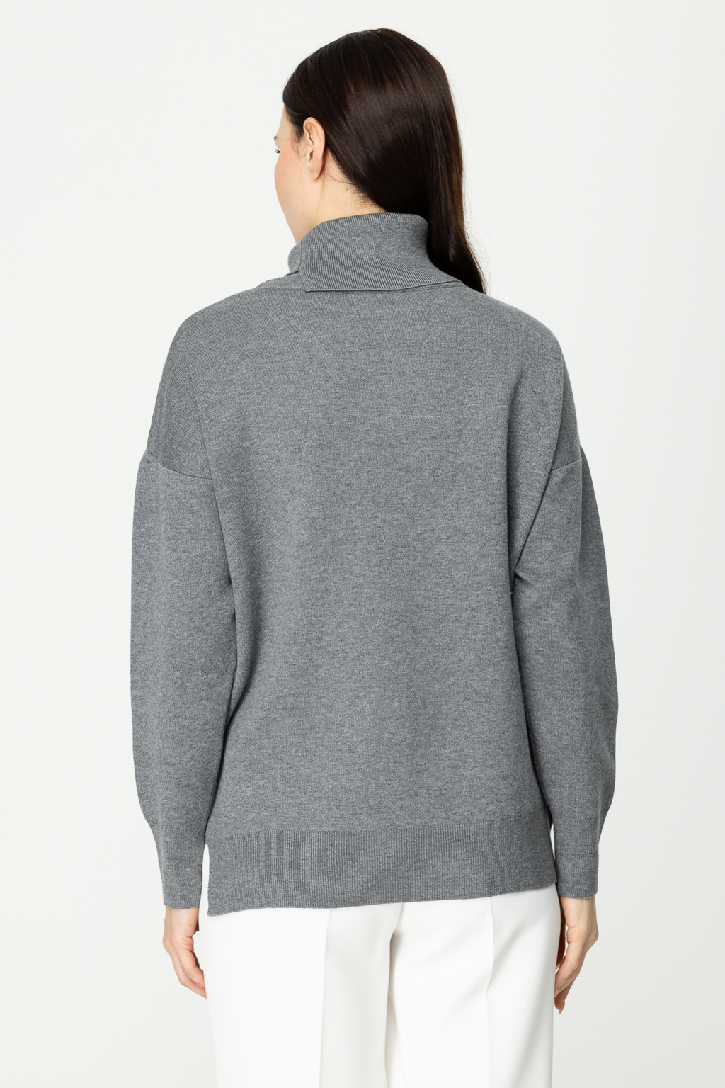 On Minimalist Boğazlı Oversize Kadın Kazak - Şık ve Rahat