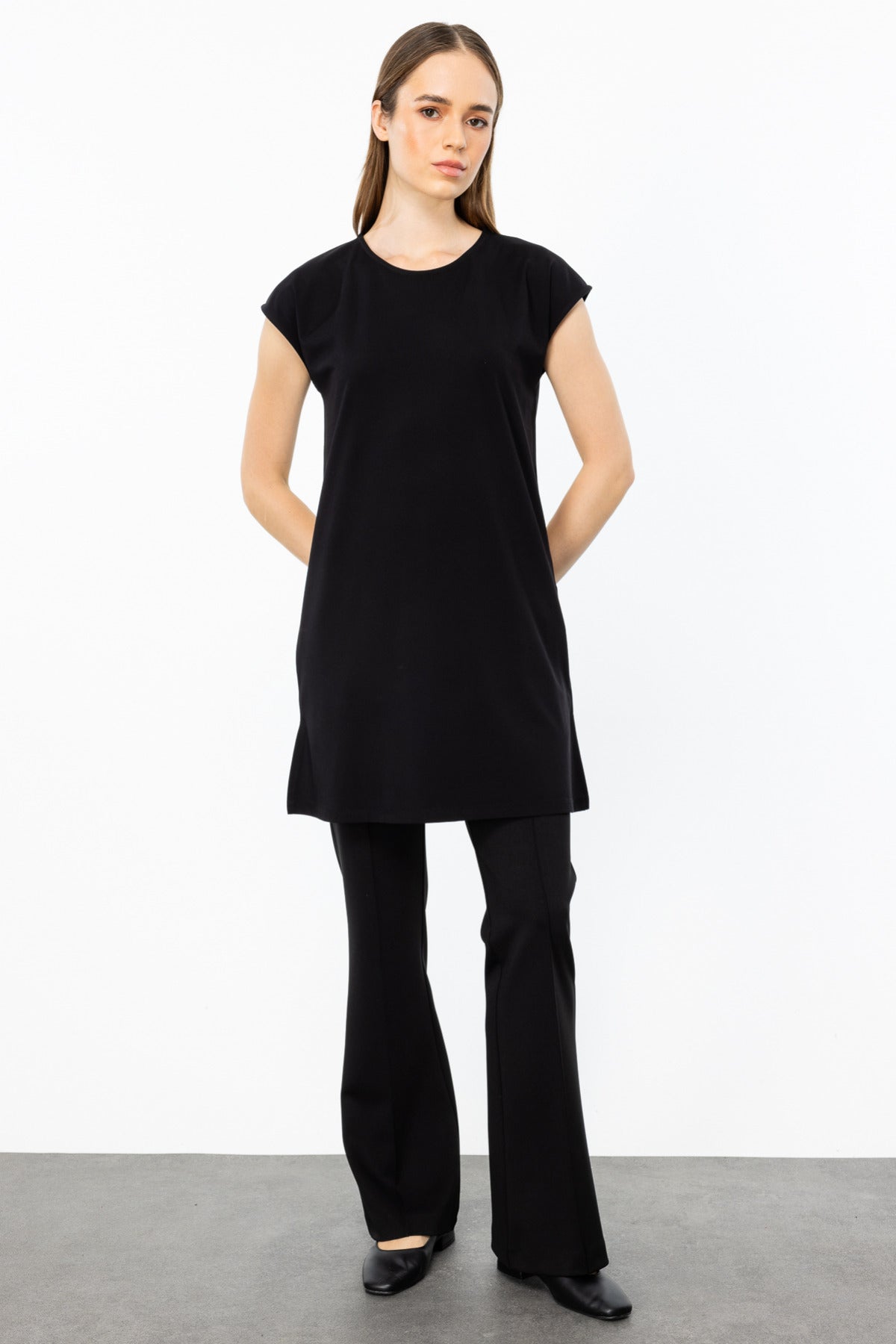 On Kadın Oversize Midi Bluz - Minimalist Stil, Kısa Kol