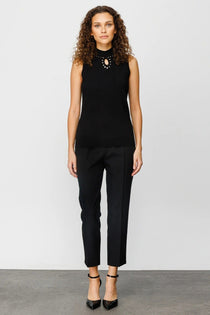 On Minimalist Kolsuz Crop Triko - Yüksek Yaka, Metalik Detay
