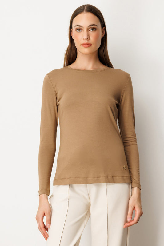 On Metal Aksesuarlı Sıfır Yaka Basic Bluz