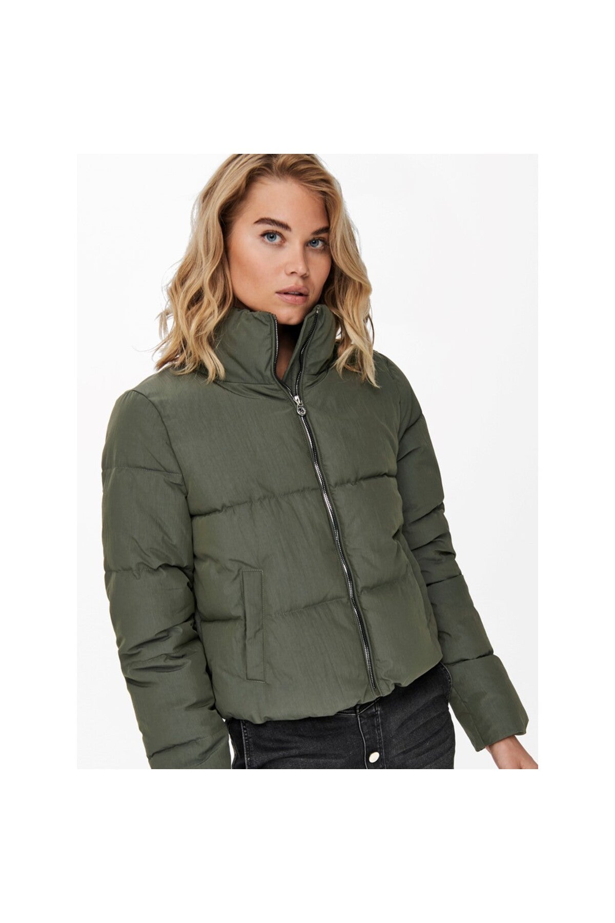 Only Kadın Crop Oversize Mont - Minimalist Günlük Şıklık