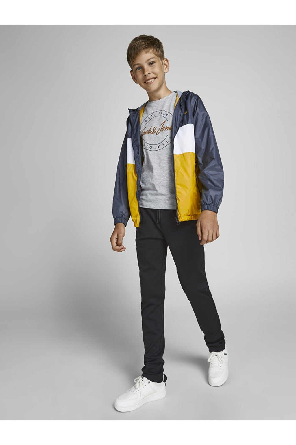 Jack&Jones Erkek Regular Fit Minimalist Spor Pantolon - Günlük Şıklık
