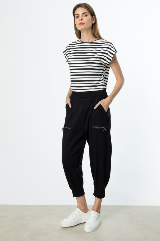 On Paçası Dikişli Fermuar Detaylı Pantolon