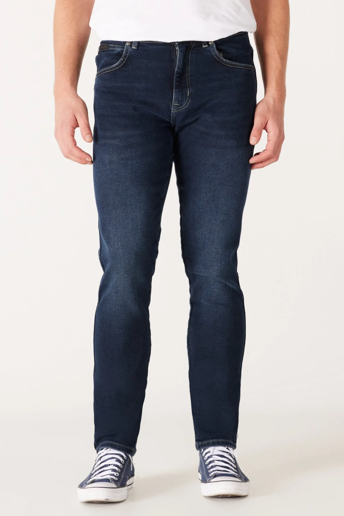 Wrangler Slim Fit Erkek Jean - Günlük Şıklık Main image